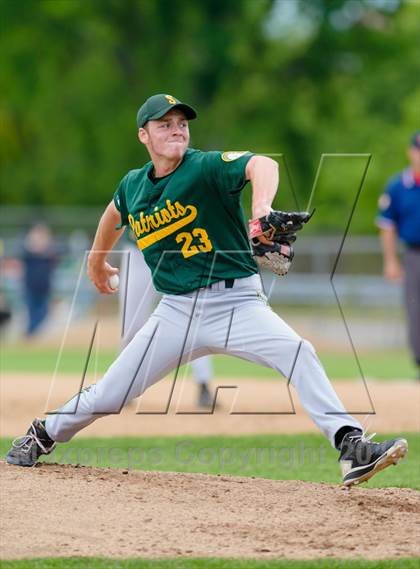 Thumbnail 3 in Stevenson v. Glenbrook South (IHSA Class 4A Sectional Semifinal) photogallery.
