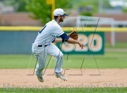 Thumbnail 3 in Stevenson v. Glenbrook South (IHSA Class 4A Sectional Semifinal) photogallery.