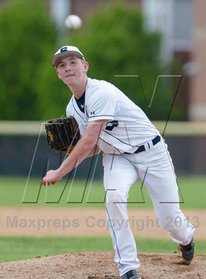 Thumbnail 2 in Stevenson v. Glenbrook South (IHSA Class 4A Sectional Semifinal) photogallery.