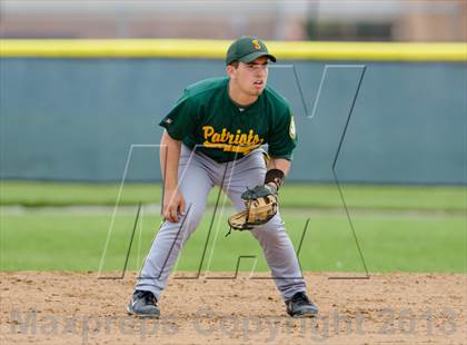 Thumbnail 2 in Stevenson v. Glenbrook South (IHSA Class 4A Sectional Semifinal) photogallery.