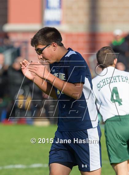 Thumbnail 1 in Notre Dame vs. Schechter (NYSPHSAA Class C Final) photogallery.