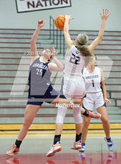 Thumbnail 3 in Copper Hills vs. Corner Canyon (Beetdigger Classic) photogallery.
