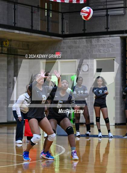 Thumbnail 2 in Mays @ Pace Academy photogallery.