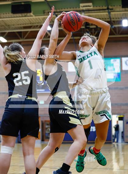Thumbnail 2 in Jefferson Academy vs. Delta (CHSAA 3A Playoff Sweet 16) photogallery.