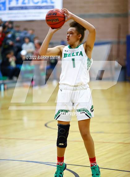 Thumbnail 1 in Jefferson Academy vs. Delta (CHSAA 3A Playoff Sweet 16) photogallery.