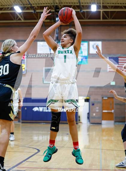 Thumbnail 1 in Jefferson Academy vs. Delta (CHSAA 3A Playoff Sweet 16) photogallery.