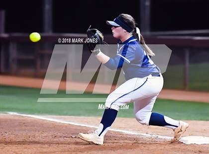 Thumbnail 2 in Salpointe Catholic vs. Cactus (AIA 4A Final) photogallery.