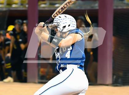 Thumbnail 2 in Salpointe Catholic vs. Cactus (AIA 4A Final) photogallery.