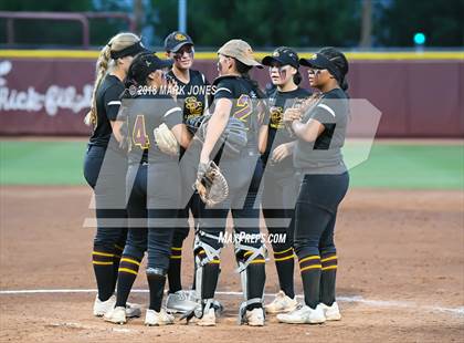 Thumbnail 1 in Salpointe Catholic vs. Cactus (AIA 4A Final) photogallery.