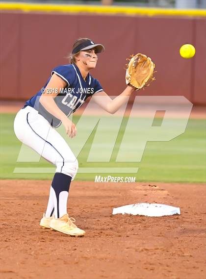 Thumbnail 1 in Salpointe Catholic vs. Cactus (AIA 4A Final) photogallery.