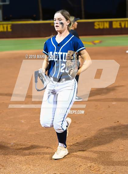 Thumbnail 2 in Salpointe Catholic vs. Cactus (AIA 4A Final) photogallery.