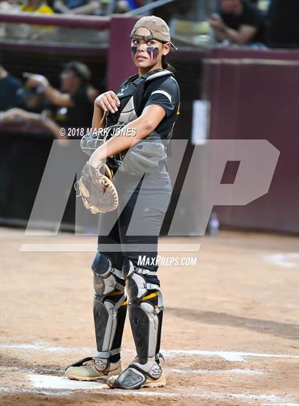 Thumbnail 2 in Salpointe Catholic vs. Cactus (AIA 4A Final) photogallery.