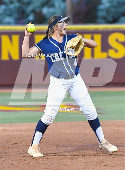 Thumbnail 1 in Salpointe Catholic vs. Cactus (AIA 4A Final) photogallery.