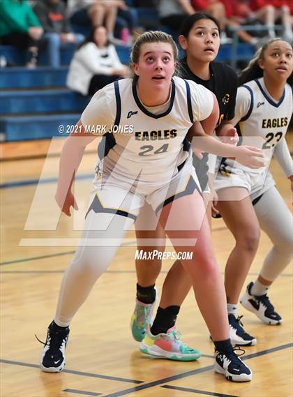 Thumbnail 1 in Gilbert vs. Rancho Christian (Nike Tournament of Champions) photogallery.