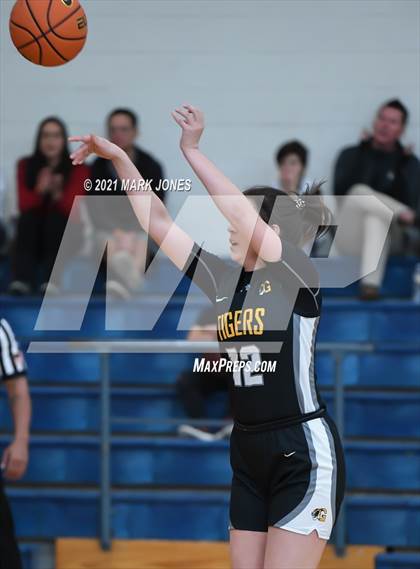 Thumbnail 1 in Gilbert vs. Rancho Christian (Nike Tournament of Champions) photogallery.