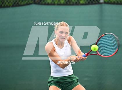 Thumbnail 3 in Green Hill v Central Magnet (Region 5AA) photogallery.