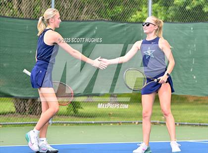 Thumbnail 2 in Green Hill v Central Magnet (Region 5AA) photogallery.