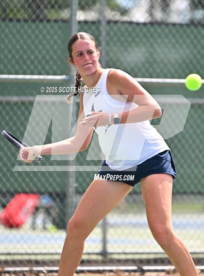 Thumbnail 1 in Green Hill v Central Magnet (Region 5AA) photogallery.