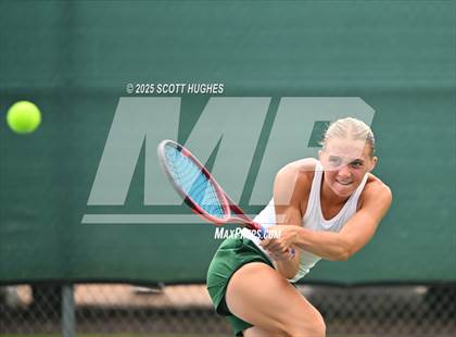 Thumbnail 1 in Green Hill v Central Magnet (Region 5AA) photogallery.