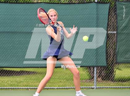 Thumbnail 3 in Green Hill v Central Magnet (Region 5AA) photogallery.