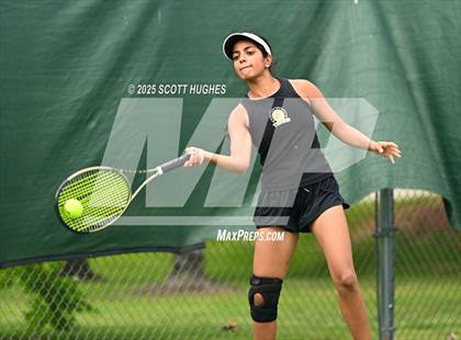 Thumbnail 2 in Green Hill v Central Magnet (Region 5AA) photogallery.