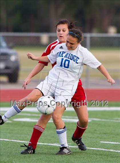 Thumbnail 3 in Oak Ridge vs Bellaire (I-10 Shootout) photogallery.