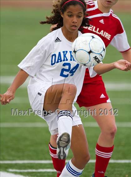Thumbnail 3 in Oak Ridge vs Bellaire (I-10 Shootout) photogallery.