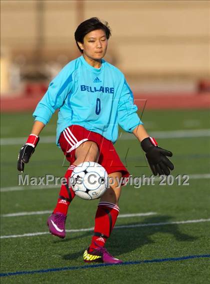 Thumbnail 3 in Oak Ridge vs Bellaire (I-10 Shootout) photogallery.
