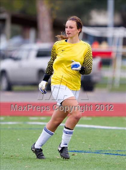 Thumbnail 3 in Oak Ridge vs Bellaire (I-10 Shootout) photogallery.