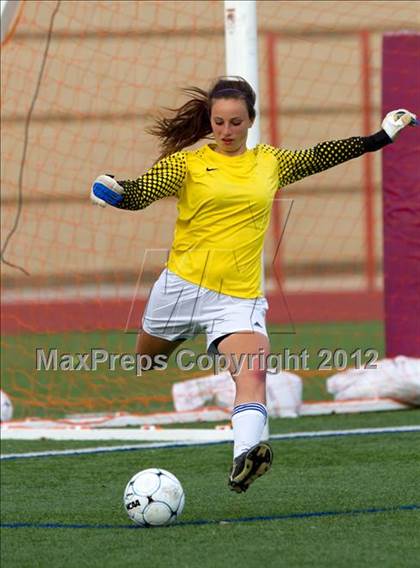 Thumbnail 3 in Oak Ridge vs Bellaire (I-10 Shootout) photogallery.