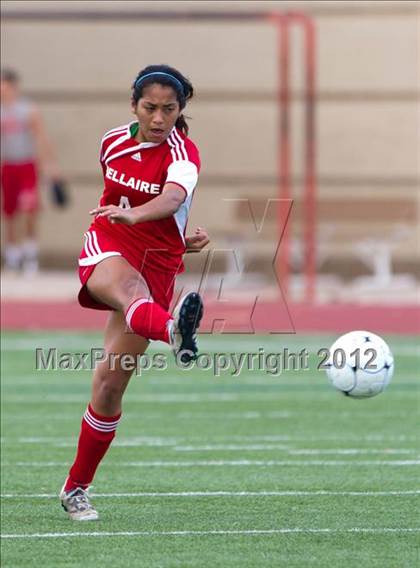 Thumbnail 3 in Oak Ridge vs Bellaire (I-10 Shootout) photogallery.