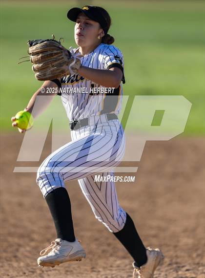 Thumbnail 1 in Yorba Linda @ Sunny Hills photogallery.