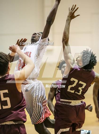 Thumbnail 2 in Red Oak vs. Kimball (DISD Coca Cola Invitational) photogallery.
