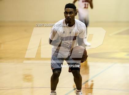 Thumbnail 1 in Red Oak vs. Kimball (DISD Coca Cola Invitational) photogallery.