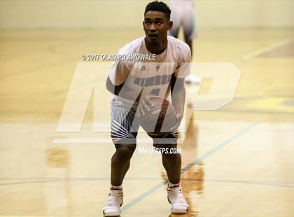 Thumbnail 2 in Red Oak vs. Kimball (DISD Coca Cola Invitational) photogallery.