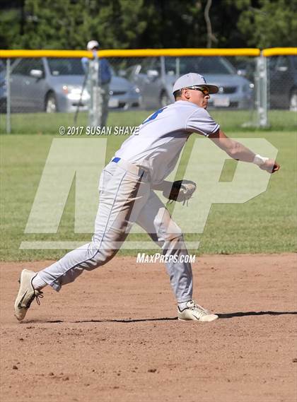 Thumbnail 2 in Hopedale @ Tahanto Regional (MIAA Division 4 Quarterfinal) photogallery.