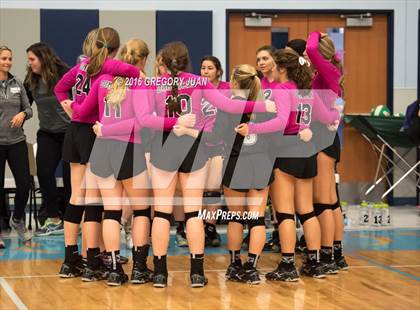 Thumbnail 3 in South Terrebonne vs St. Mary's Dominican (Penguin Volleyball Classic) photogallery.