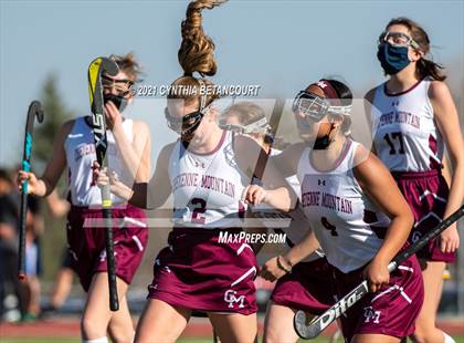 Thumbnail 3 in Arapahoe vs Cheyenne Mountain photogallery.