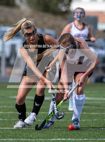 Thumbnail 2 in Arapahoe vs Cheyenne Mountain photogallery.