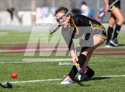 Thumbnail 2 in Arapahoe vs Cheyenne Mountain photogallery.