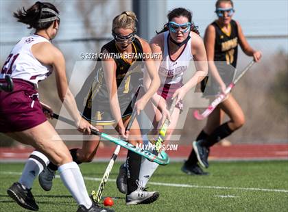 Thumbnail 2 in Arapahoe vs Cheyenne Mountain photogallery.