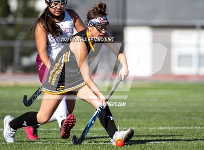 Thumbnail 2 in Arapahoe vs Cheyenne Mountain photogallery.