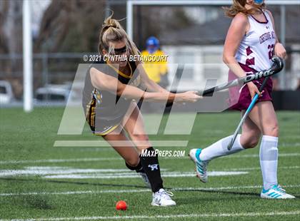 Thumbnail 2 in Arapahoe vs Cheyenne Mountain photogallery.