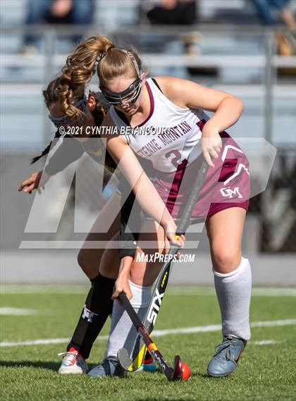 Thumbnail 2 in Arapahoe vs Cheyenne Mountain photogallery.