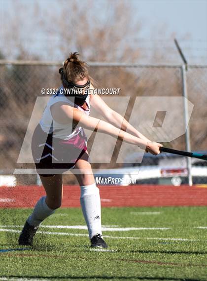 Thumbnail 2 in Arapahoe vs Cheyenne Mountain photogallery.