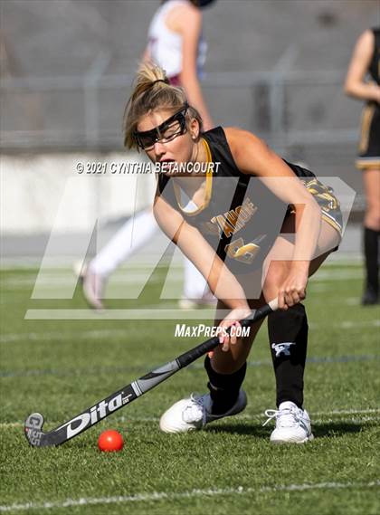 Thumbnail 1 in Arapahoe vs Cheyenne Mountain photogallery.