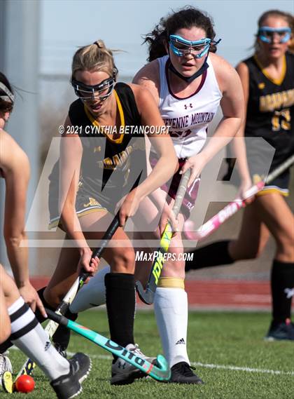Thumbnail 3 in Arapahoe vs Cheyenne Mountain photogallery.