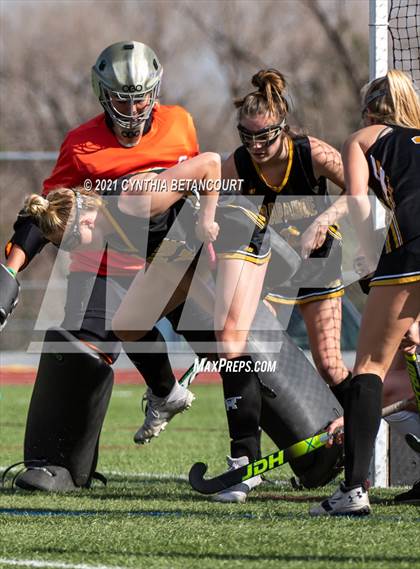 Thumbnail 1 in Arapahoe vs Cheyenne Mountain photogallery.