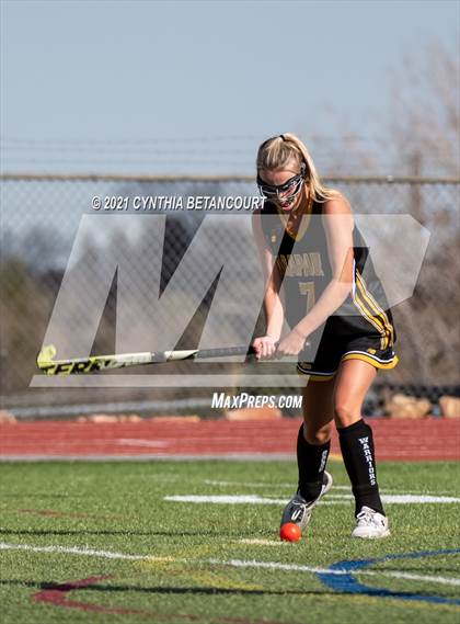 Thumbnail 3 in Arapahoe vs Cheyenne Mountain photogallery.
