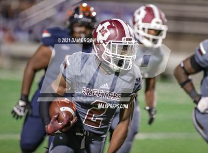 Thumbnail 1 in Mesquite vs. Sachse (UIL 6A Bi-District Playoff) photogallery.